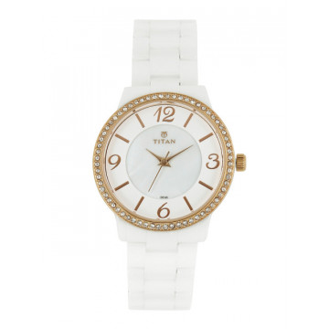 Titan 95017KC01J Women Pearly White Dial Watch
